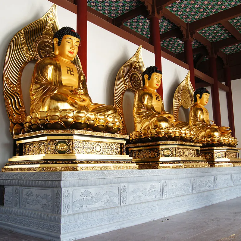 Statua di Buddha in bronzo dorato da 6,6 metri